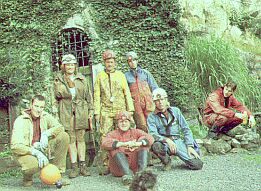 The team at the entrance of the Grotte Floreffe, Maurits at the right was digitally copied into this picture, Stephan at the left withdrew later